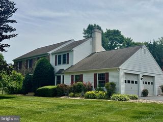 1002 FARM LN, West Chester, PA 19382
