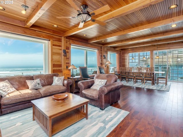 6937 Nw LOGAN Rd, Lincoln City, OR 97367