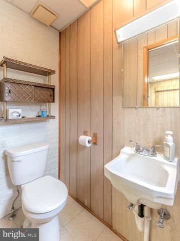 1242 FERRY ST, Easton, PA 18042