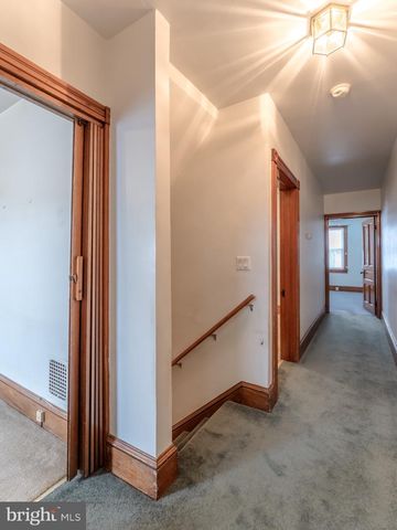 1242 FERRY ST, Easton, PA 18042