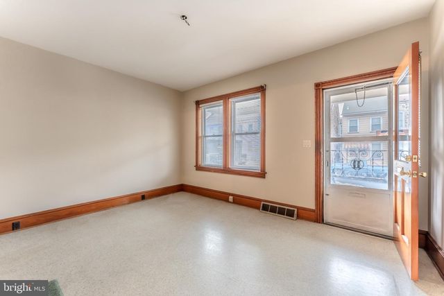 1242 FERRY ST, Easton, PA 18042