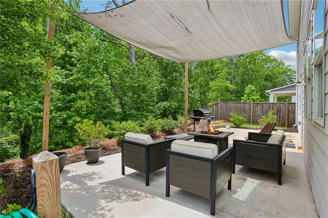 3722 Silvery Way, Powder Springs, GA 30127