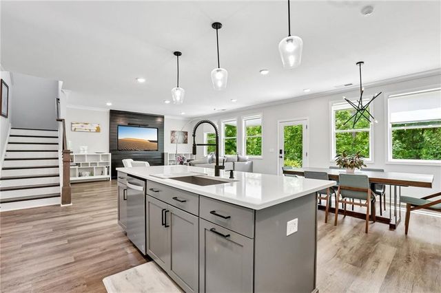 3722 Silvery Way, Powder Springs, GA 30127