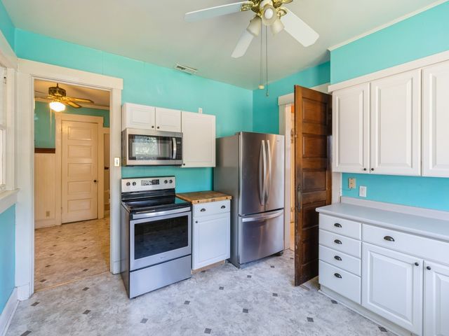 1070 37th Street, Des Moines, IA 50311