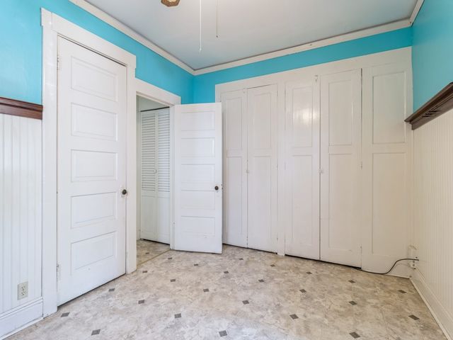 1070 37th Street, Des Moines, IA 50311