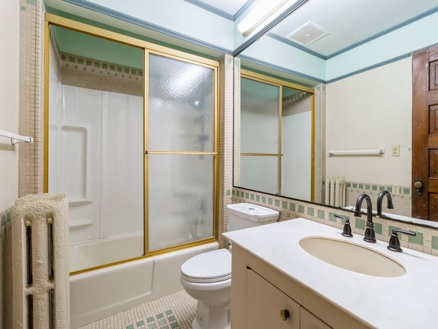 1070 37th Street, Des Moines, IA 50311
