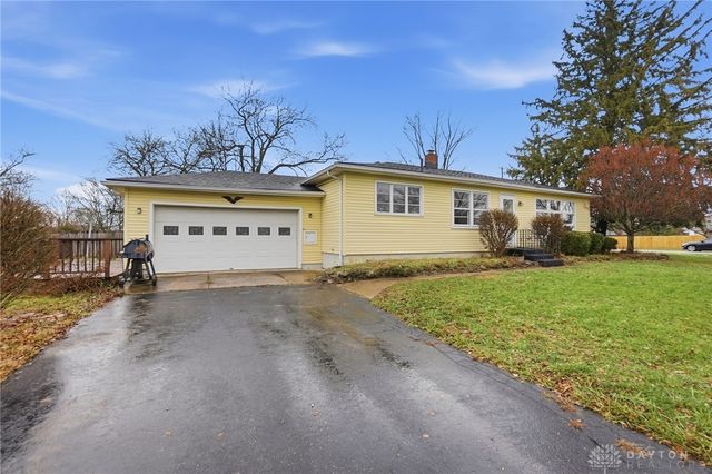 419 Candace Drive, Springfield, OH 45504