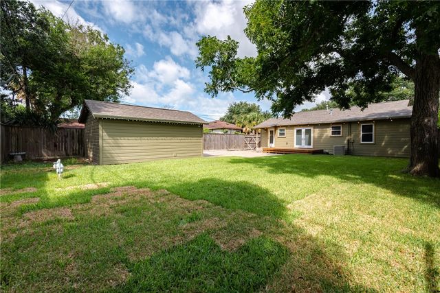 622 Collingswood Dr, Corpus Christi, TX 78412