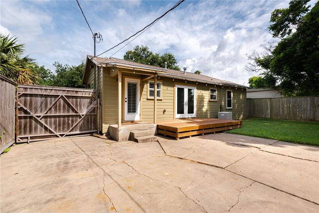 622 Collingswood Dr, Corpus Christi, TX 78412