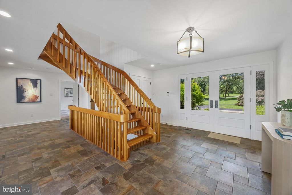 917 CHILDS POINT RD, Annapolis, MD 21401