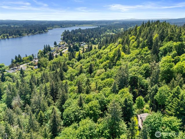 4937 Black Lake Boulevard SW, Olympia, WA 98512