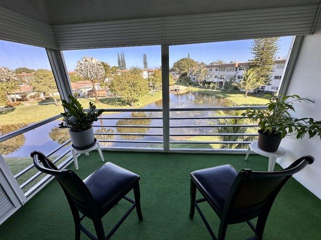 3506 NW 49th Avenue 612, Lauderdale Lakes, FL 33319