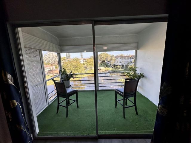 3506 NW 49th Avenue 612, Lauderdale Lakes, FL 33319