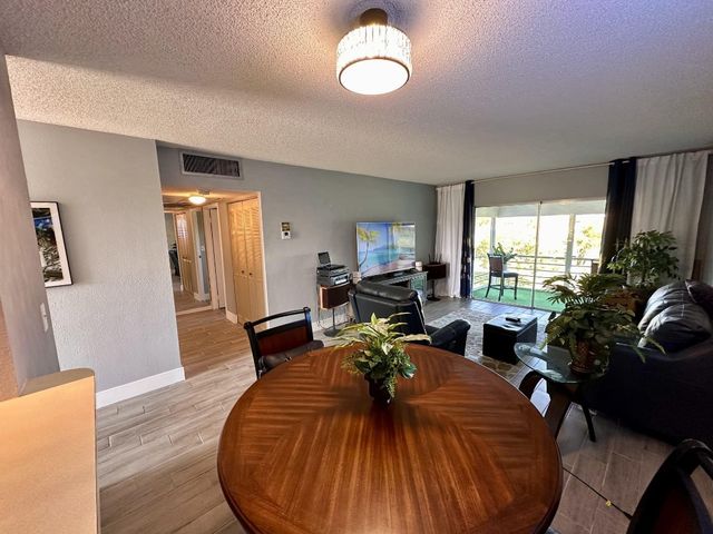 3506 NW 49th Avenue 612, Lauderdale Lakes, FL 33319