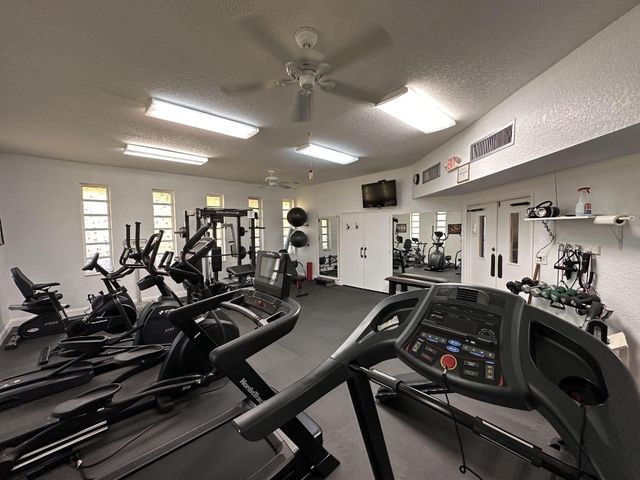 3506 NW 49th Avenue 612, Lauderdale Lakes, FL 33319