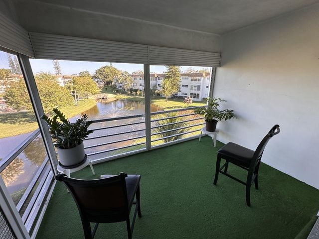 3506 NW 49th Avenue 612, Lauderdale Lakes, FL 33319