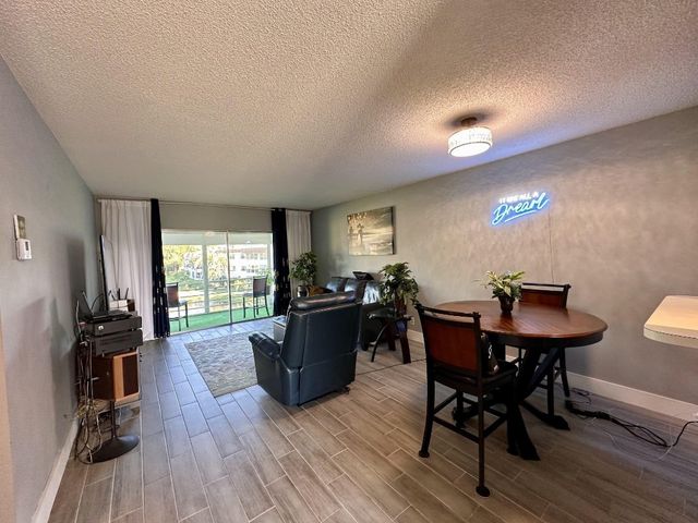 3506 NW 49th Avenue 612, Lauderdale Lakes, FL 33319