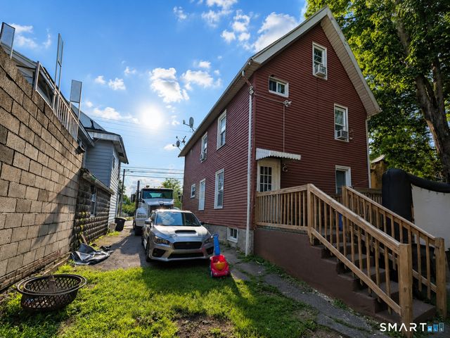 769 Dixwell Avenue, New Haven, CT 06511