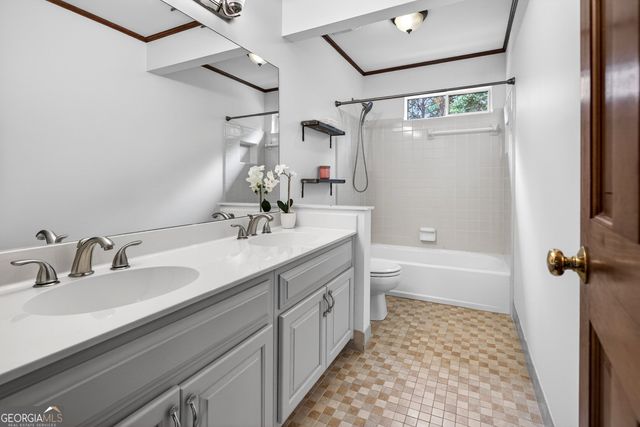 414 Holly Grove Church Road, Peachtree City, GA 30269