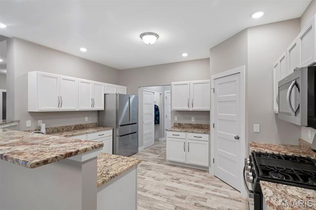 408 Cass Drive, Troy, MO 63379