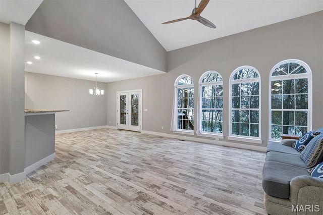 408 Cass Drive, Troy, MO 63379