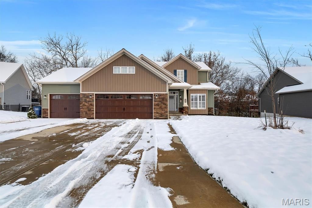 408 Cass Drive, Troy, MO 63379
