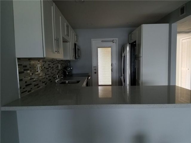 3100 N COURSE Lane 210, Pompano Beach, FL 33069