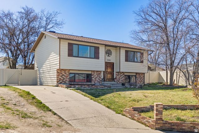 5080 S LEWIS CLARK CIR, Kearns, UT 84118