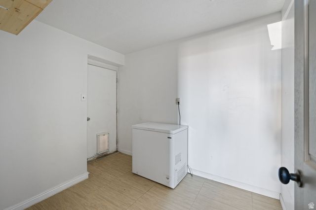 5080 S LEWIS CLARK CIR, Kearns, UT 84118