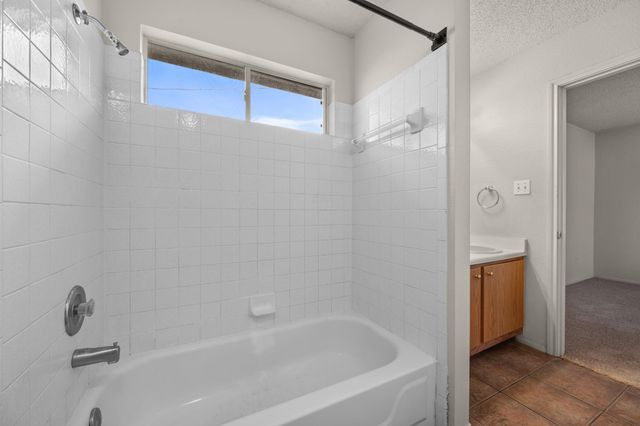 1625 Sylvia CT, Round Rock, TX 78681