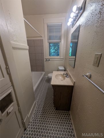 1130 S Lawrence Street 1136, Montgomery, AL 36104