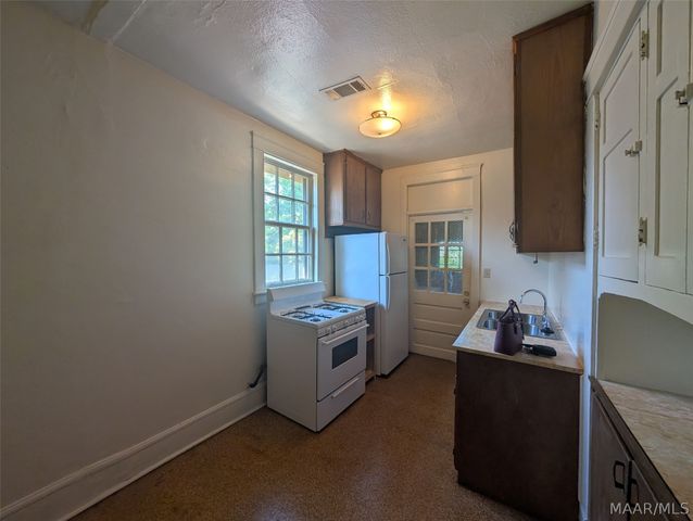 1130 S Lawrence Street 1136, Montgomery, AL 36104
