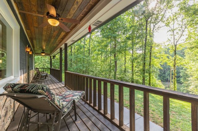7872 Oscar Green Rd, Primm Springs, TN 38476