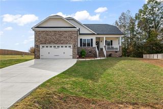 4716 Lord James Place, Liberty, NC 27298