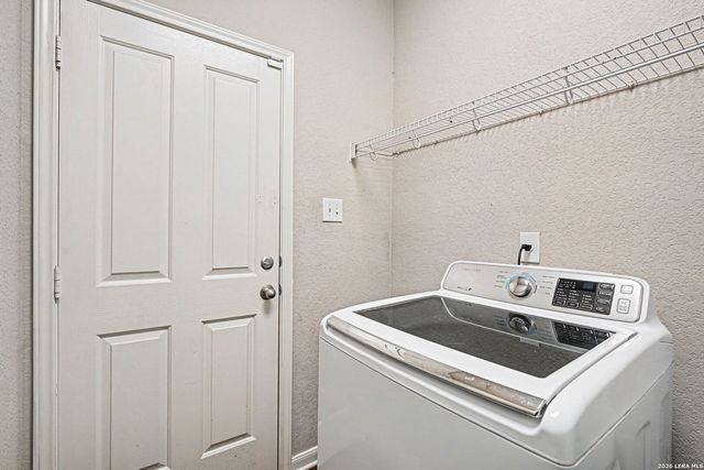 8519 LAHEMAA FLS, San Antonio, TX 78251