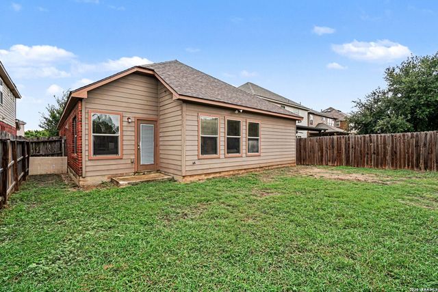 8519 LAHEMAA FLS, San Antonio, TX 78251