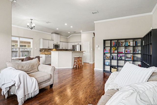 8519 LAHEMAA FLS, San Antonio, TX 78251