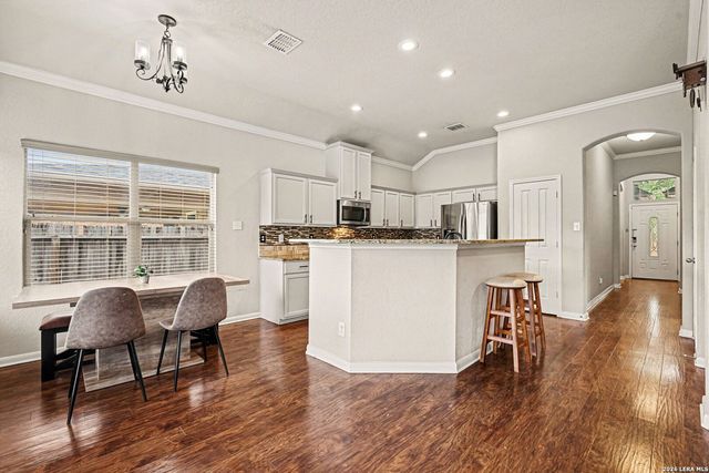 8519 LAHEMAA FLS, San Antonio, TX 78251