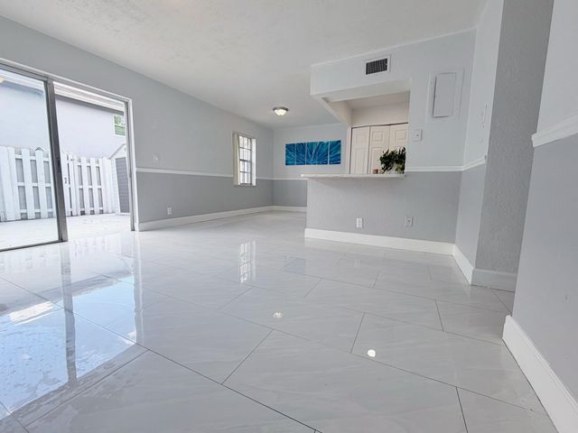 1788 SW 81st Way, Fort Lauderdale, FL 33324