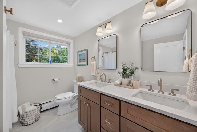 160 Quail Cover Lane, Eastham, MA 02642
