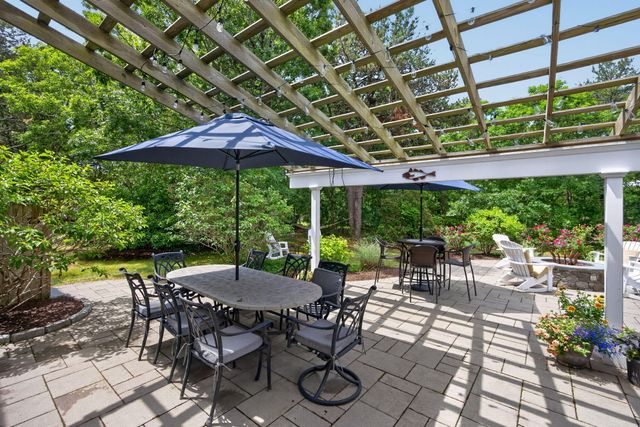 160 Quail Cover Lane, Eastham, MA 02642