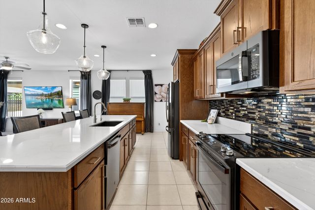 292 E LAS PUERTAS Lane, Queen Creek, AZ 85140