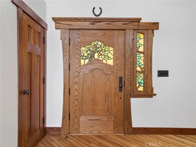 3950 De Longpre Avenue, Los Angeles, CA 90027