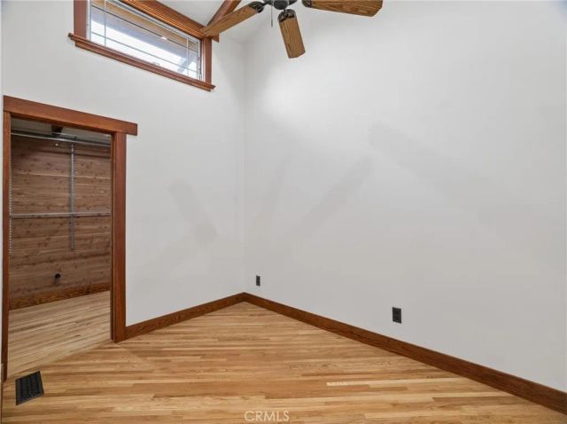 3950 De Longpre Avenue, Los Angeles, CA 90027