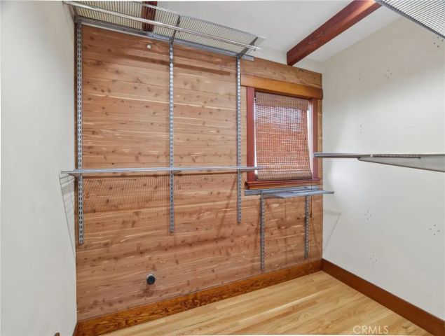3950 De Longpre Avenue, Los Angeles, CA 90027