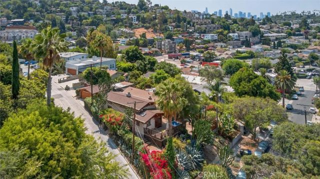 3950 De Longpre Avenue, Los Angeles, CA 90027