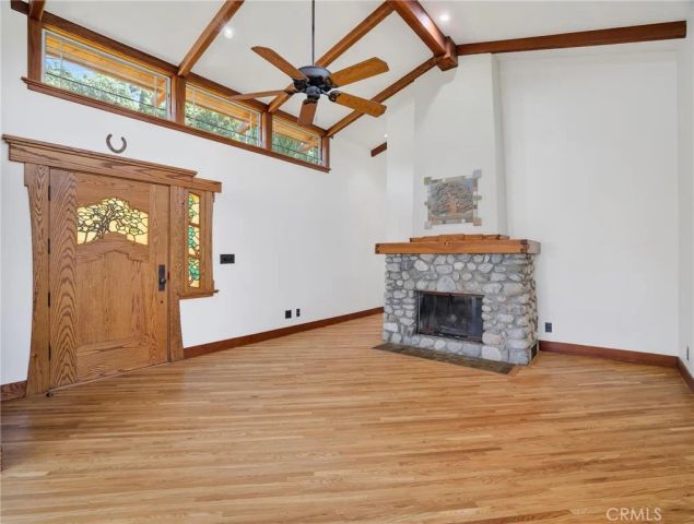 3950 De Longpre Avenue, Los Angeles, CA 90027