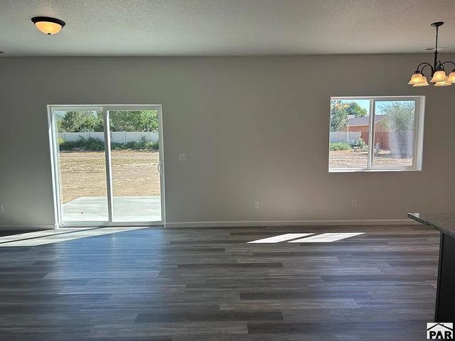 736 E Campbell Dr, Pueblo West, CO 81007
