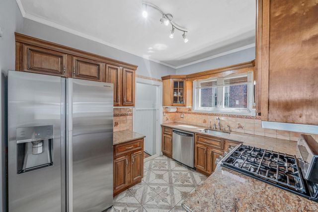 51-78 72nd Place, Maspeth, NY 11377
