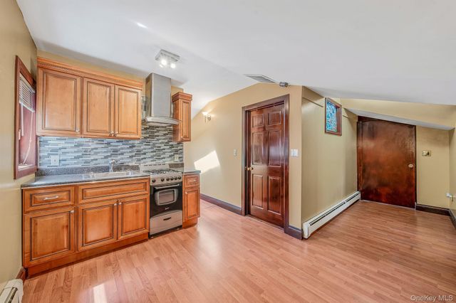 51-78 72nd Place, Maspeth, NY 11377